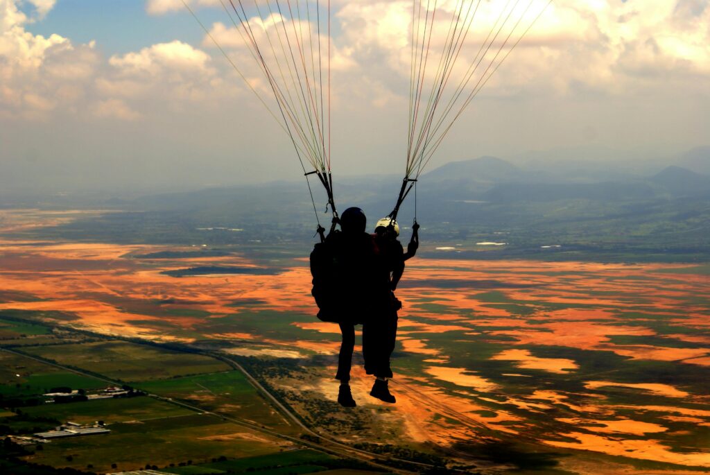 Vôo Livre - Parapente - Como e Onde Aprender 2 pexels balakrishnan raman 2073462 3702806