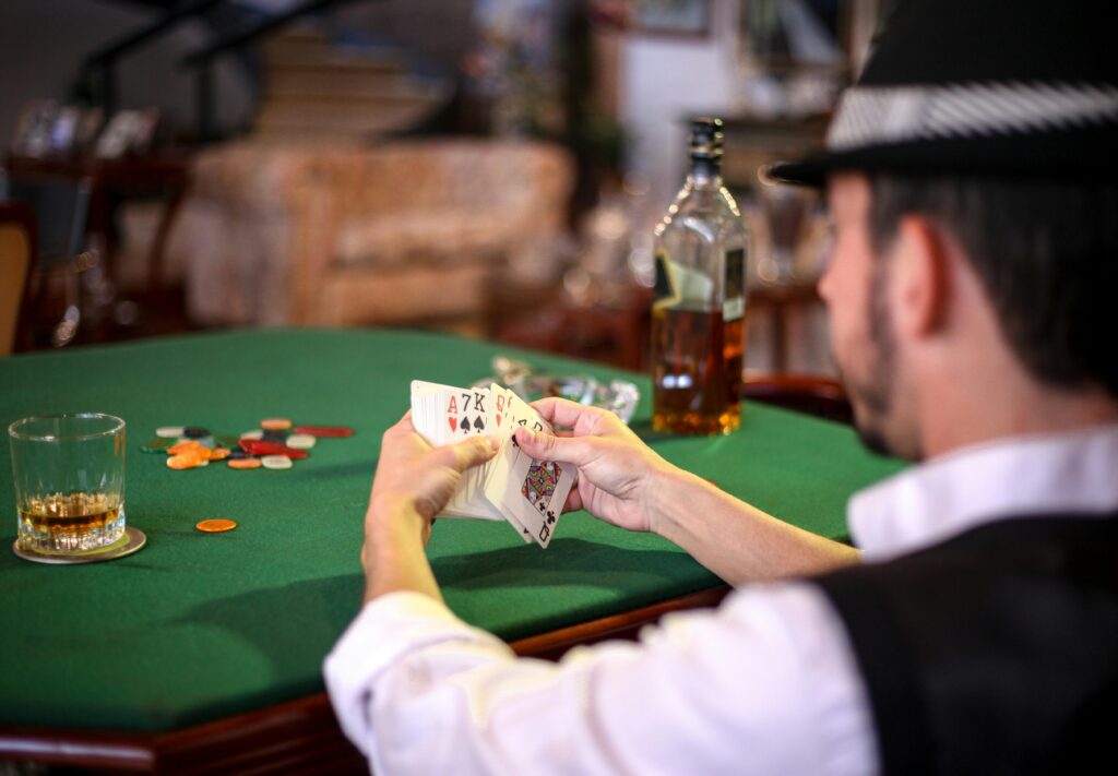 Poker: Como Jogar e Onde Aprender 6 pexels dnsfotos 2631067